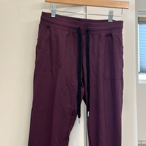 Zyia Unwind purple joggers, size small